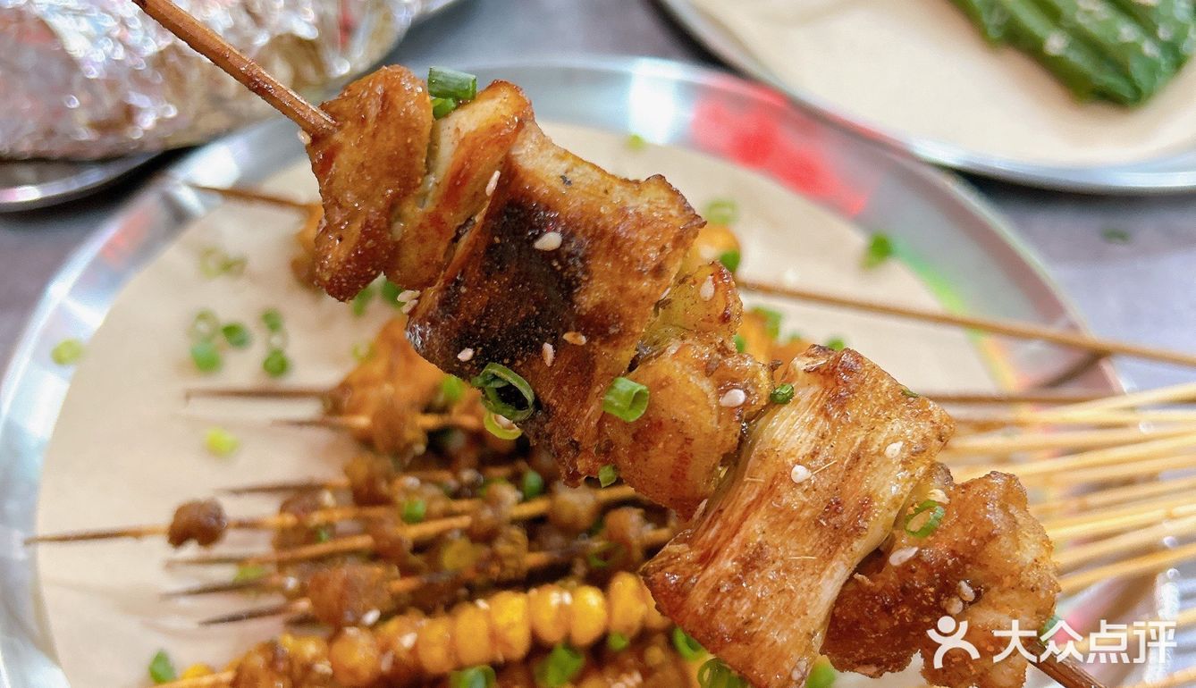 【三亚美食】三亚有一家把我一个北方人吃服的烧烤