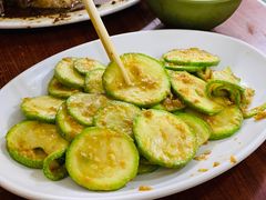 咸蛋黄炒小瓜-甜甜屋(解放中路店)
