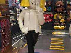-LINE FRIENDS Garosu-gil Flagship Store
