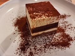 -必胜客(机场路店)