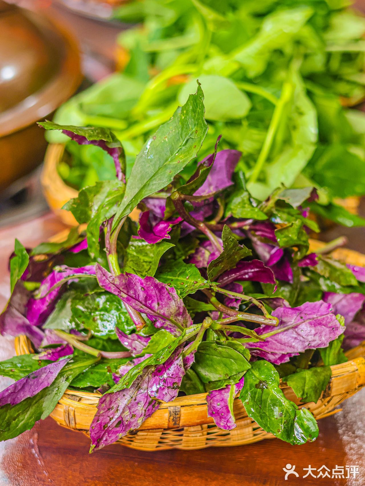 来青城山必打卡‼️特色山珍铜锅腊排土鸡馆🔥