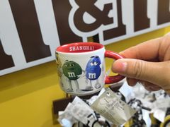 -m豆巧克力世界(上海世茂广场店)