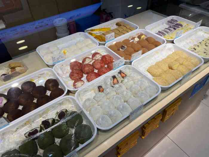 手心的你糯米凉糕(大商新玛特店)-"大商地下的糯叽叽凉糕店龙沙夜市