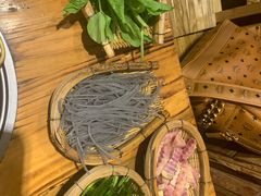 水性杨花-阿婆情腊排骨火锅(金虹路店)