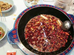 -何师傅美蛙鱼头(汉街店)
