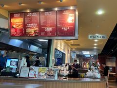 -The Habit Burger Grill 哈比特汉堡(复兴soho店)