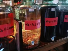 -果松木炭酸菜铜火锅·外婆参鸡汤