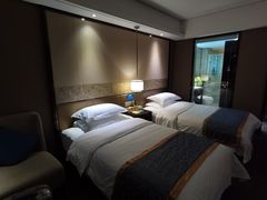 -天艺东环酒店(海口高铁东站龙湖天街店)