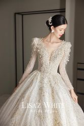 点击看大图 -Renee芮亦婚纱