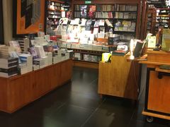 -西西弗书店&矢量咖啡(壹方购物中心店)