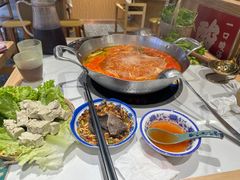 -王奋斗贵州酸汤牛肉火锅