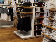 -优衣库(湛江鼎盛广场店)