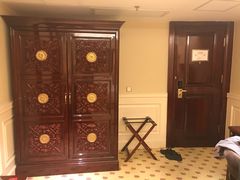 -深圳富苑皇冠假日套房酒店