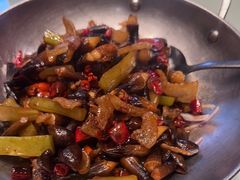 -辛香味烧鱼馆·非遗技艺·排骨红烧肉(光谷医药园店)