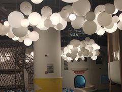 -涨巢·潮玩水疗局