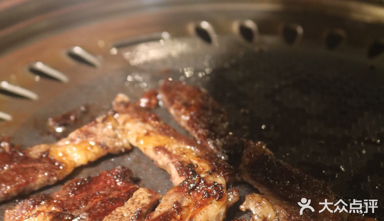 皇后公园这家烤肉店一定得来尝尝，正宗！