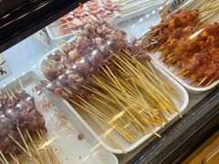 -哈尔滨小酒馆·鲜肉现穿自助烧烤(康新花园店)