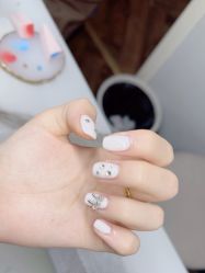 -小黑瓶美甲美睫