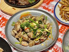 -威记烧嘢·南宁烧烤·超级生牛(绿地店)
