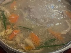 -老石黑山羊毛驴肉火锅(金凯广场店)