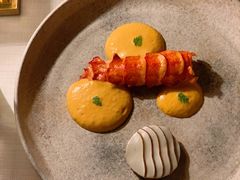 蓝龙虾-三嚥阁 La Villa Restaurant