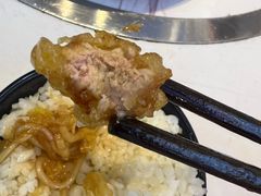 -雪乡人家东北菜·铁锅炖一切(高斯路店)