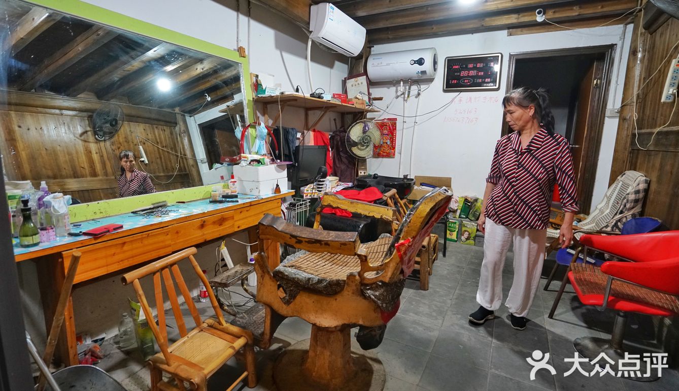 丽水松阳老街，老店铺依然坚守着传统