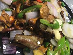 青城山老腊肉-土桥手掌鸡·26年灌县老味道(都江堰店)