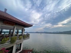 -湖畔居茶楼(湖滨店)