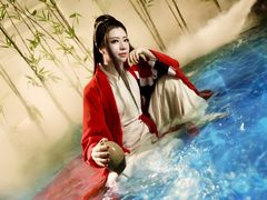 -九月鹰飞汉服摄影工作室