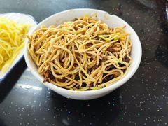 -十二忠手拉面(五福店)