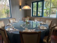 包厢-野蔓果·山野菜(西湖景区·龙井茶田店)