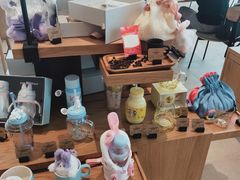 零售区-星巴克臻选(上海淮海百盛购物中心店)