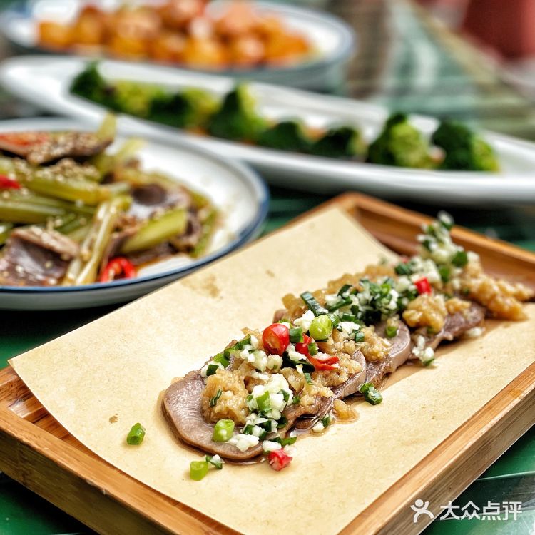 来苍蝇胡同🪰get杨迪同款菜品｜新品南瓜牛蛙创意🈵️🈵️