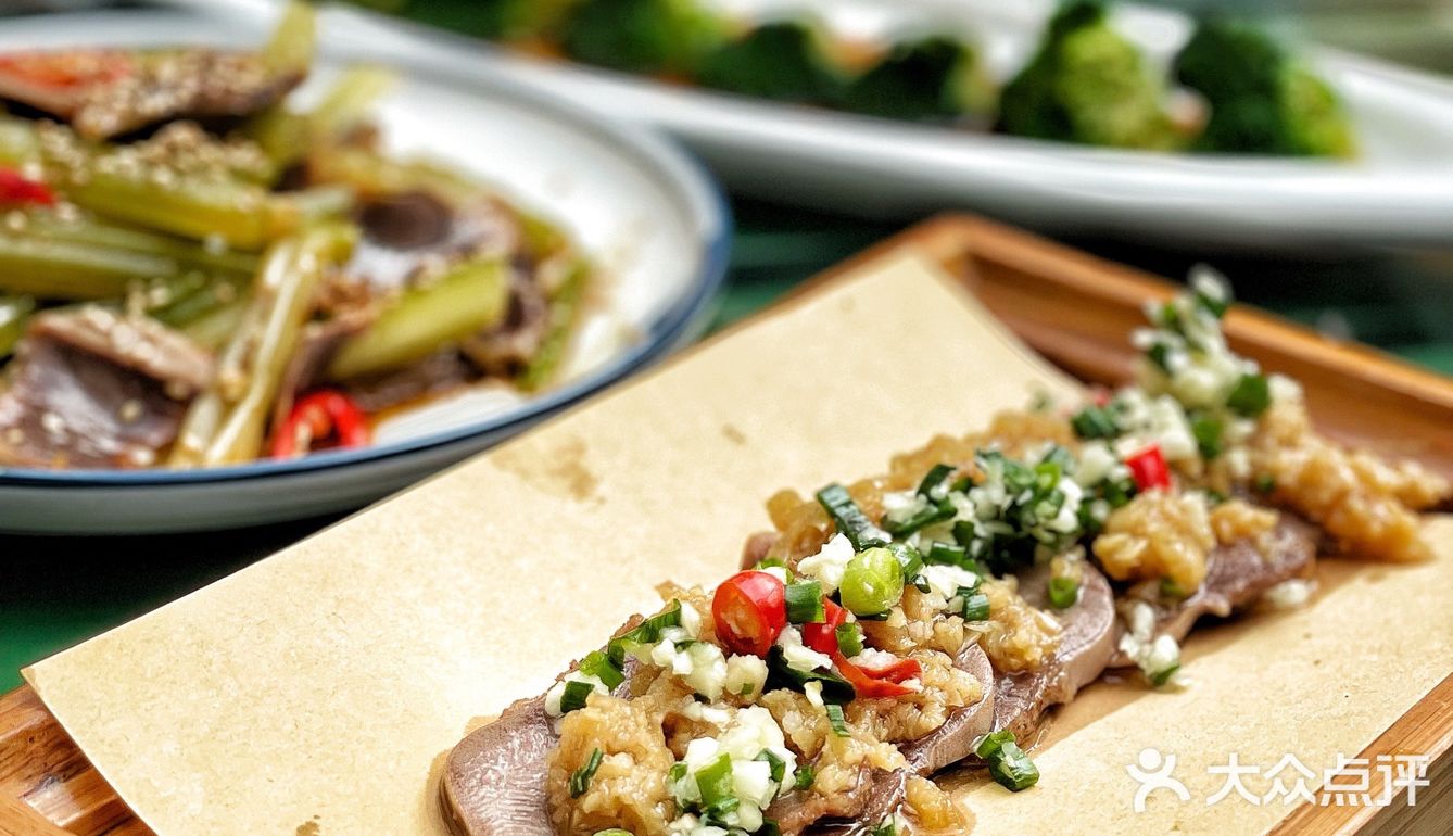 来苍蝇胡同🪰get杨迪同款菜品｜新品南瓜牛蛙创意🈵️🈵️