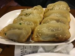 -小姜锅贴(凤凰街店)
