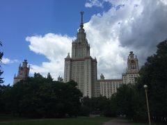 -莫斯科大学
