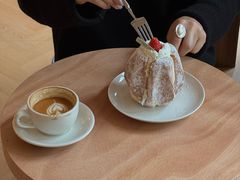 -HOT CRUSH趁热集合·现烤面包(环球港店)