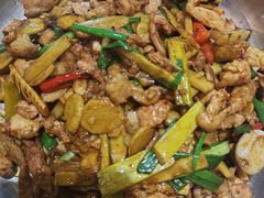 -小六汤包砂煲菜(文景路店)