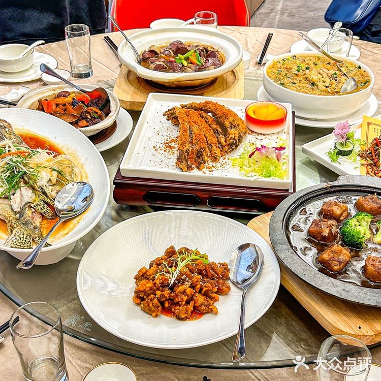 晋江气派海鲜楼宴请就来这里！