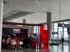 -肯德基(虹桥机场T2北指廊精选外卖点店)