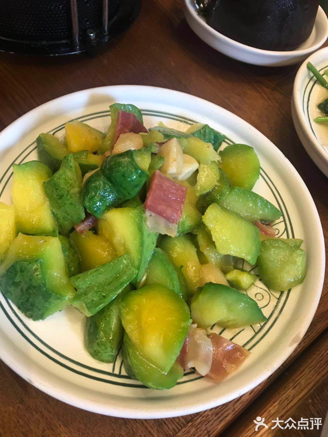 最推荐汽锅鸡和火瓢牛肉