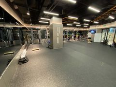 -超级猩猩健身·私教(上海体育场店)