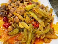 酸菜泡椒炒沙鱼肠-卡尔顿东方银龙酒店•广西菜•早茶