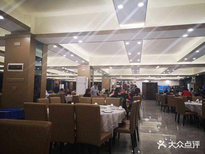 幸福楼30年老字号(温泉东路店)大堂图片