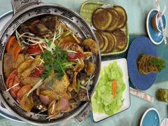 炕锅羊排-三江源美食城