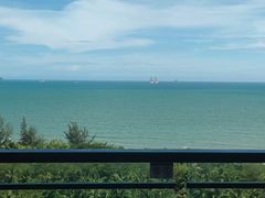 -三亚湾海居雅高铂尔曼度假酒店