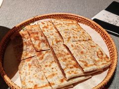 红糖麻酱饼-秀儿四九城·新京菜(亚运村鸟巢店)