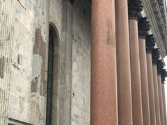 -滴血救世主教堂