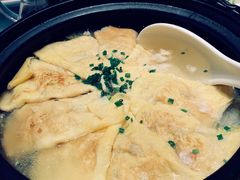石锅鸡汤烩手工蛋饺-上海小南国(金桥国际广场店)
